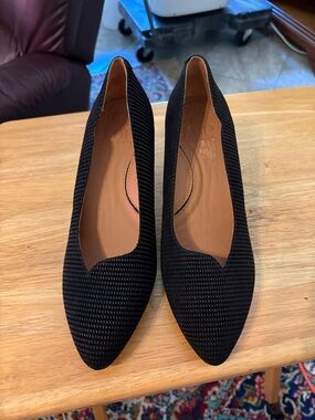L'Amour Des Pieds Bambelle Pointed Toe Pumps Black Sz 7 Textured Cinderella NWOB